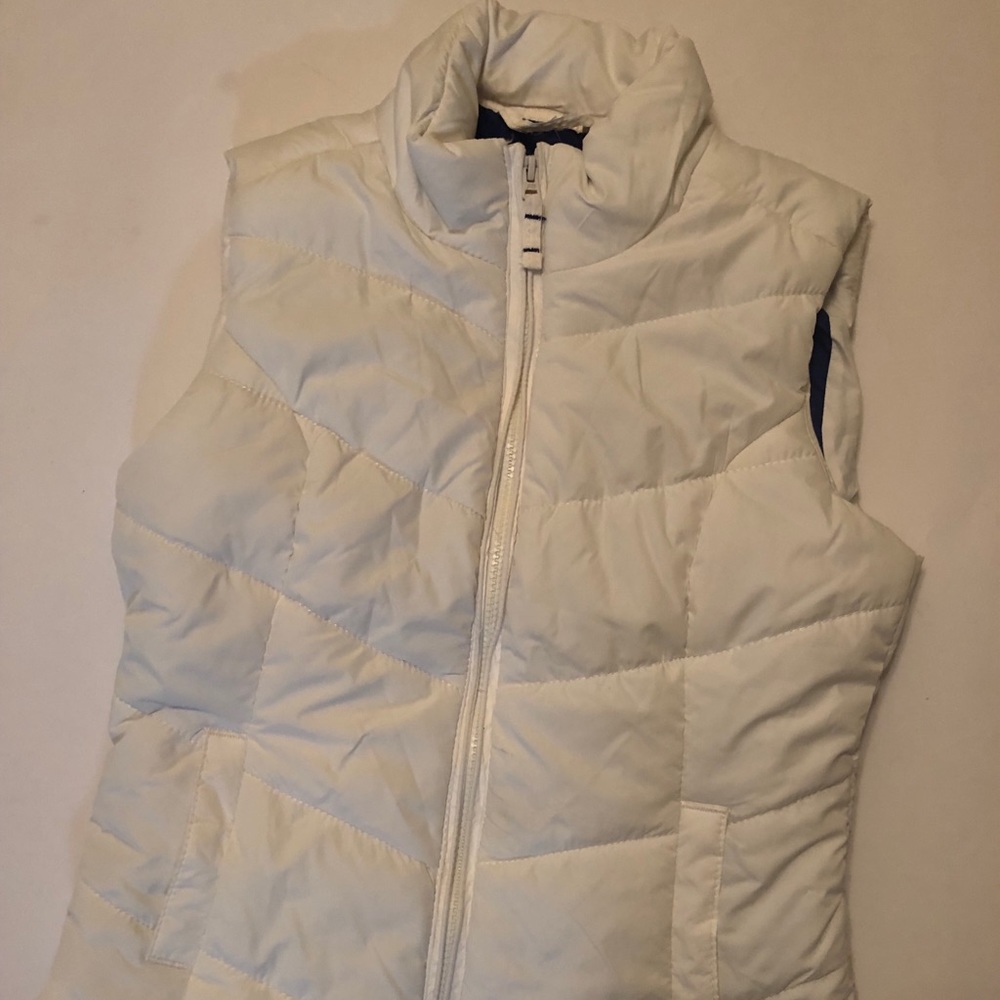 Aeropostale White Puffer Vest Small